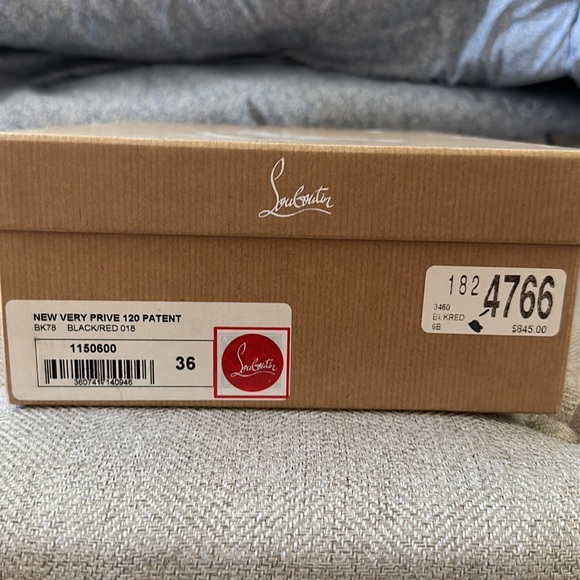 Christian Louboutin Very Prive 120 Patent - Picture 8 of 8